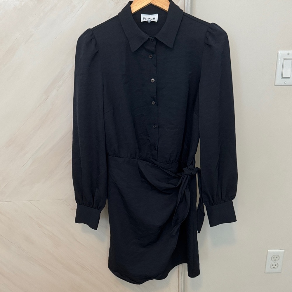 NWOT FRNCH Paris Elegant Navy Garment